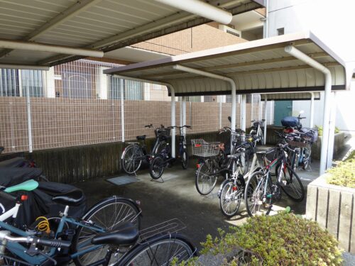 屋根のある駐輪場