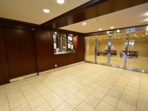 エントランスホール