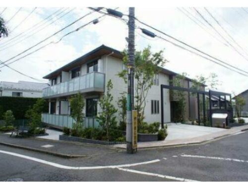 ペット相談の築浅アパート。高級感あるエントランスです。2月下旬より入居可♪ ペット相談の築浅アパート。高級感あるエントランスです。2月下旬より入居可♪