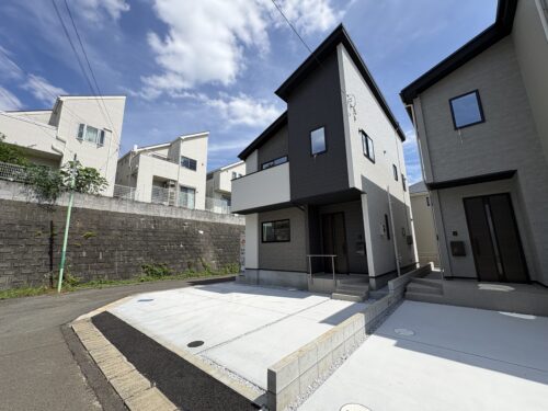 【新築戸建】玉川学園前駅 徒歩13分・全2棟・完成済！リガーレ玉川学園