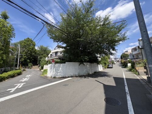 【土地】玉川学園前駅 徒歩7分：南西角地：高低差なし：土地58坪：建築条件なし！