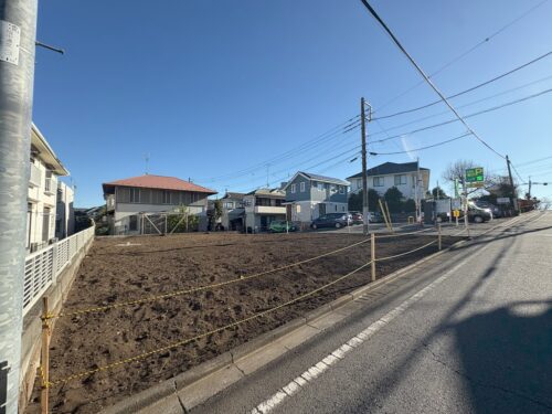 日当たりのいい南道路の土地です(外観)