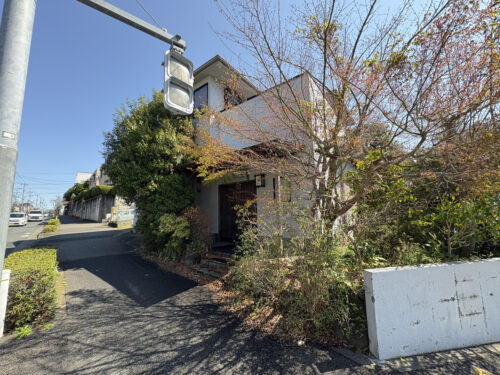 これから建物解体開始します(外観)