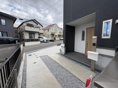 子育てに嬉しい文教地区(玄関)