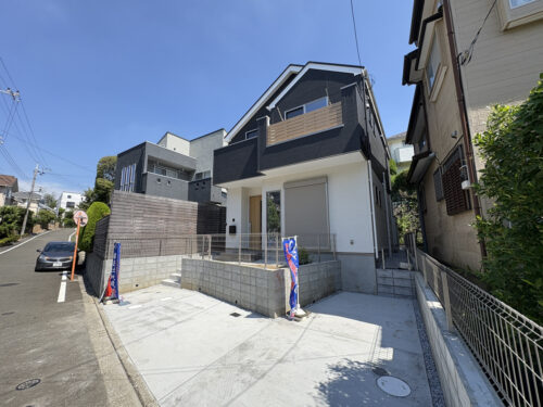 【新築戸建】玉川学園前駅 徒歩15分・ZEH水準省エネ住宅・20帖LDK。日当良好！