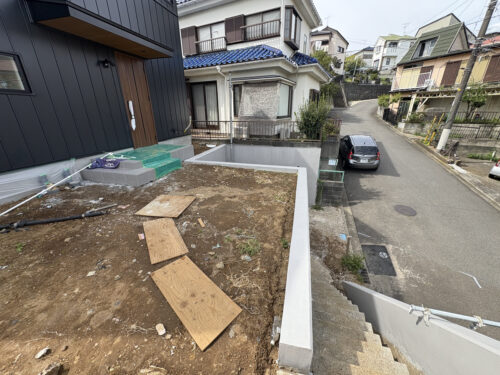 玄関前アプローチ