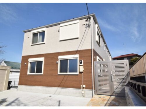 玉川学園前駅 徒歩４分！ペット可のファミリー向け築浅物件♪うれしい専用庭付！