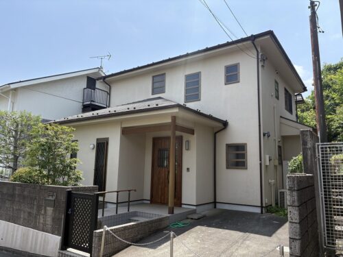 玉川学園前駅 徒歩9分の閑静な住宅地。即入居OK！ウッドデッキ付き117.15㎡！2階にミニキッチン、バストイレがあり二世帯住宅としても◎